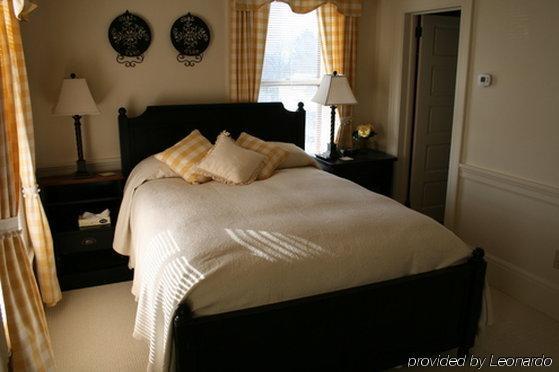 Village Bed & Breakfast Strasburg